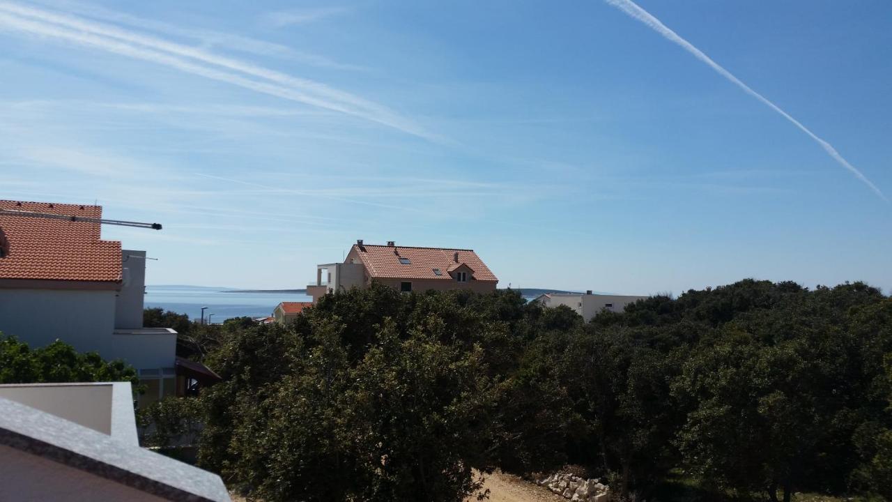 Apartments Maretic Mandre Exterior photo